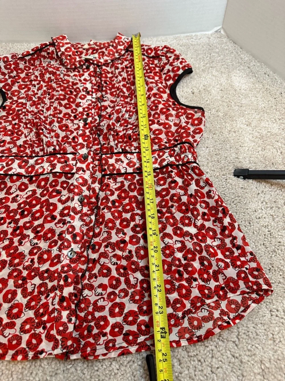 Odille Red Floral Cap Sleeve Blouse with Black Trim, size 4, 100% Silk pre loved - Picture 7 of 10